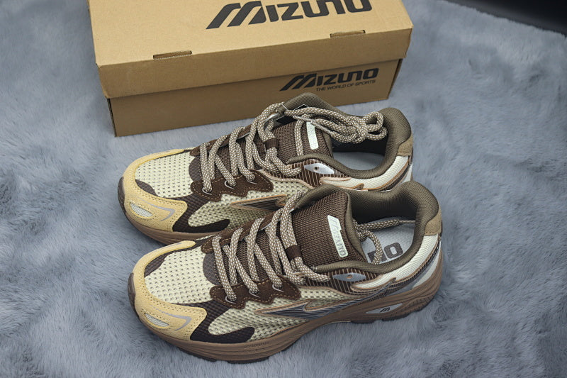 Oarism x Mizuno Racer S Competition Running Shoe