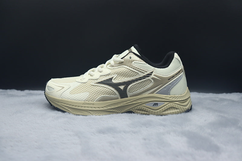 Oarism x Mizuno Racer S Competition Running Shoe
