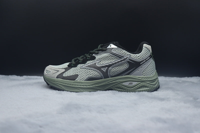 Oarism x Mizuno Racer S Competition Running Shoe