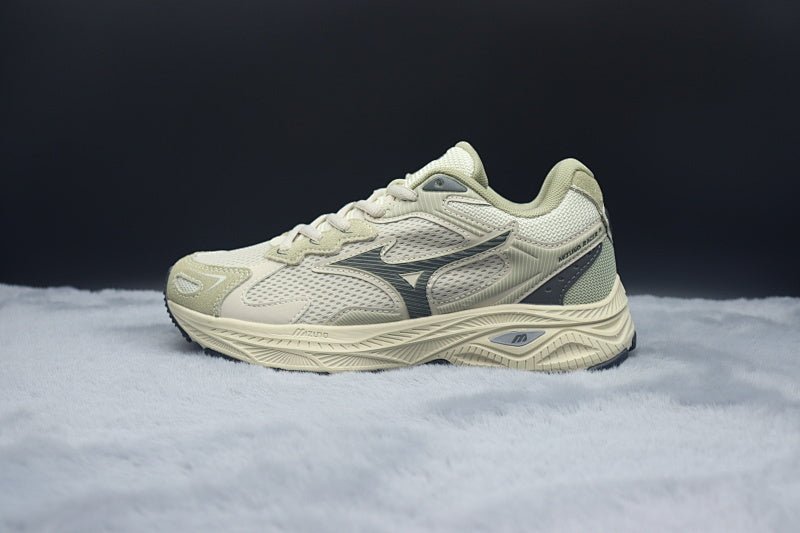 Oarism x Mizuno Racer S Competition Running Shoe