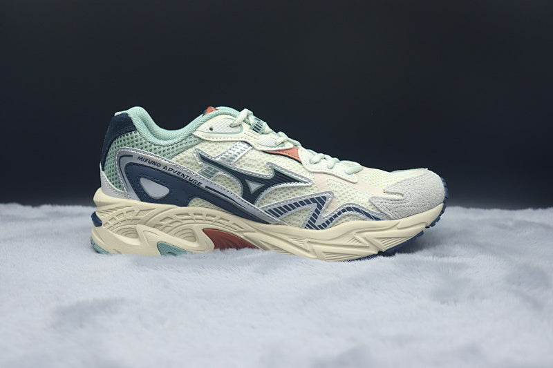 Mizuno Adventure Trail Running Shoe