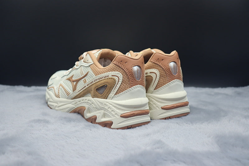 Mizuno Adventure Trail Running Shoe
