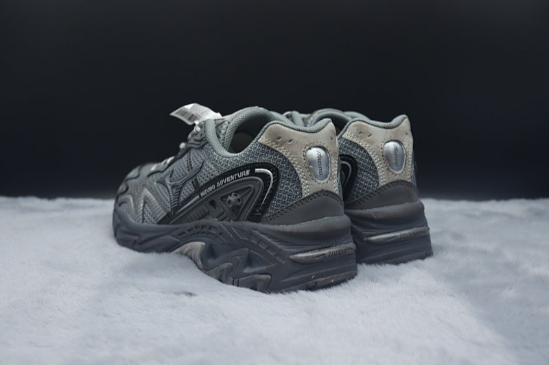 Mizuno Adventure Trail Running Shoe