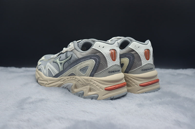 Mizuno Adventure Trail Running Shoe