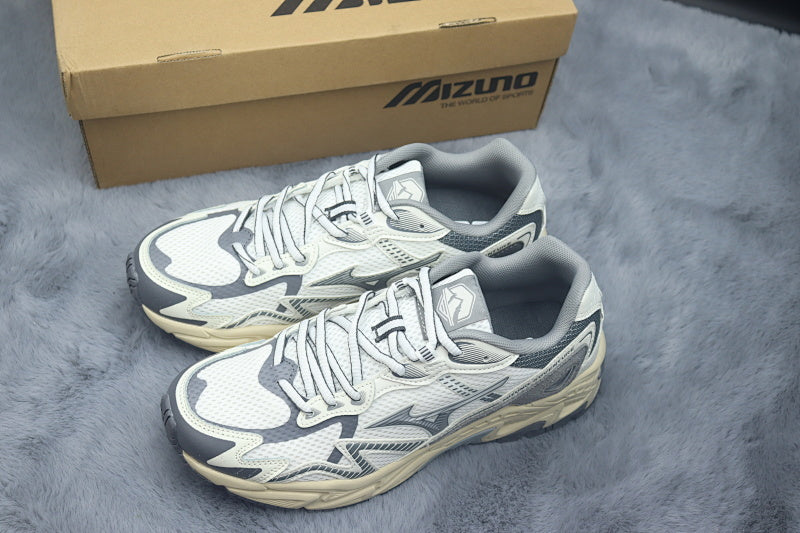 Mizuno Adventure Trail Running Shoe