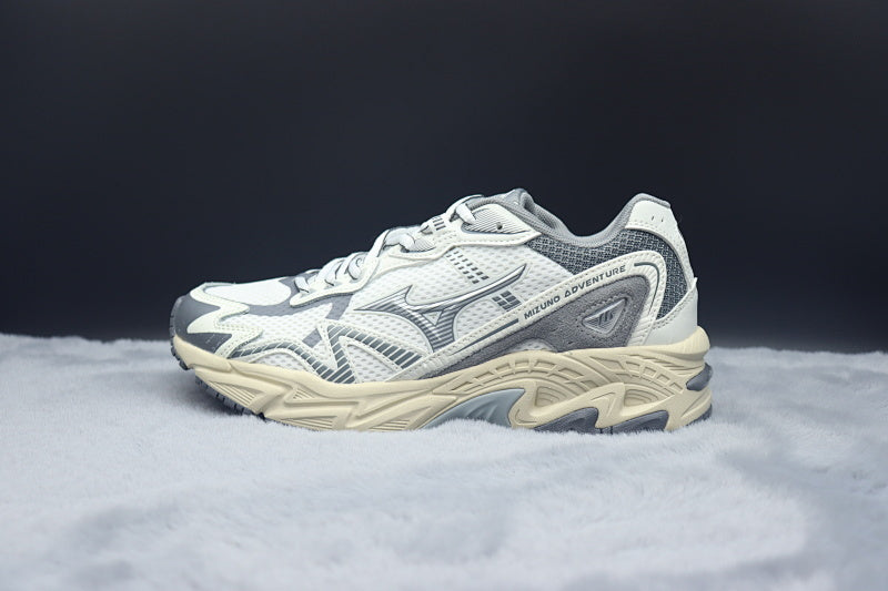 Mizuno Adventure Trail Running Shoe