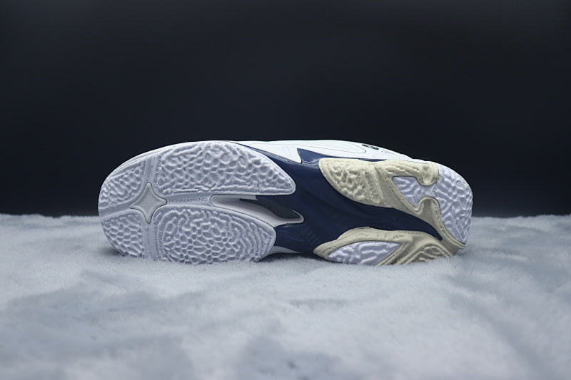Mizuno Wave Lightning Z8 Volleyball Shoes