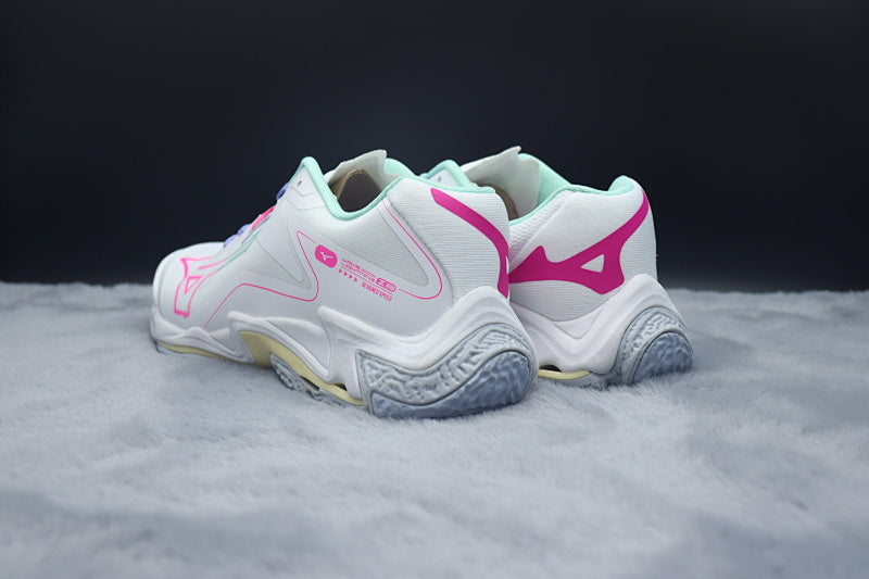 Mizuno Wave Lightning Z8 Volleyball Shoes