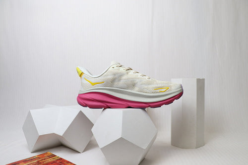 HOKA Clifton 9 Running Shoes