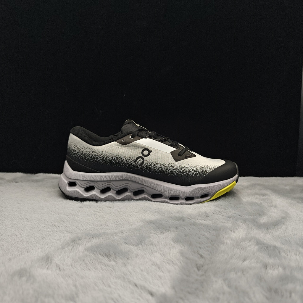 ON Cloudsurfer Trail 2 | Lightweight Trail Running Shoes for All-Terrain