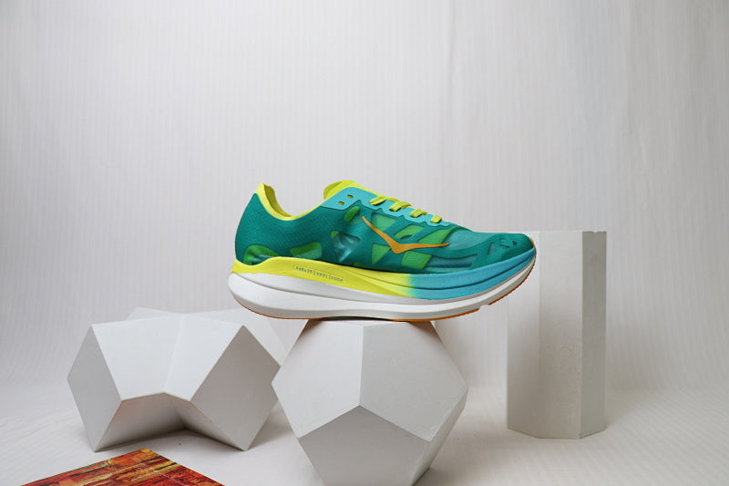 HOKA Rocket Carbon Racing Shoes - Performance Super Shoe